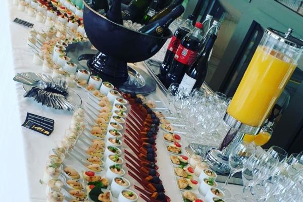 Cocktail dinatoire, cocktail déjeunatoire, cocktail apéritif 